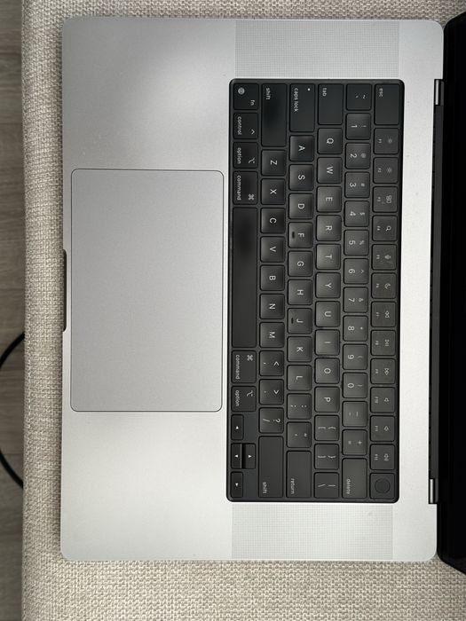 MacBook Pro 16 - M1 Max