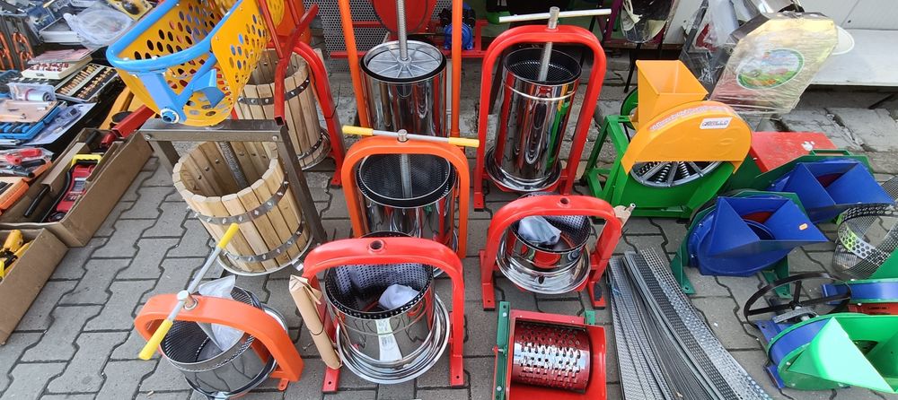 Trasc presa struguri inox sau lemn stejar