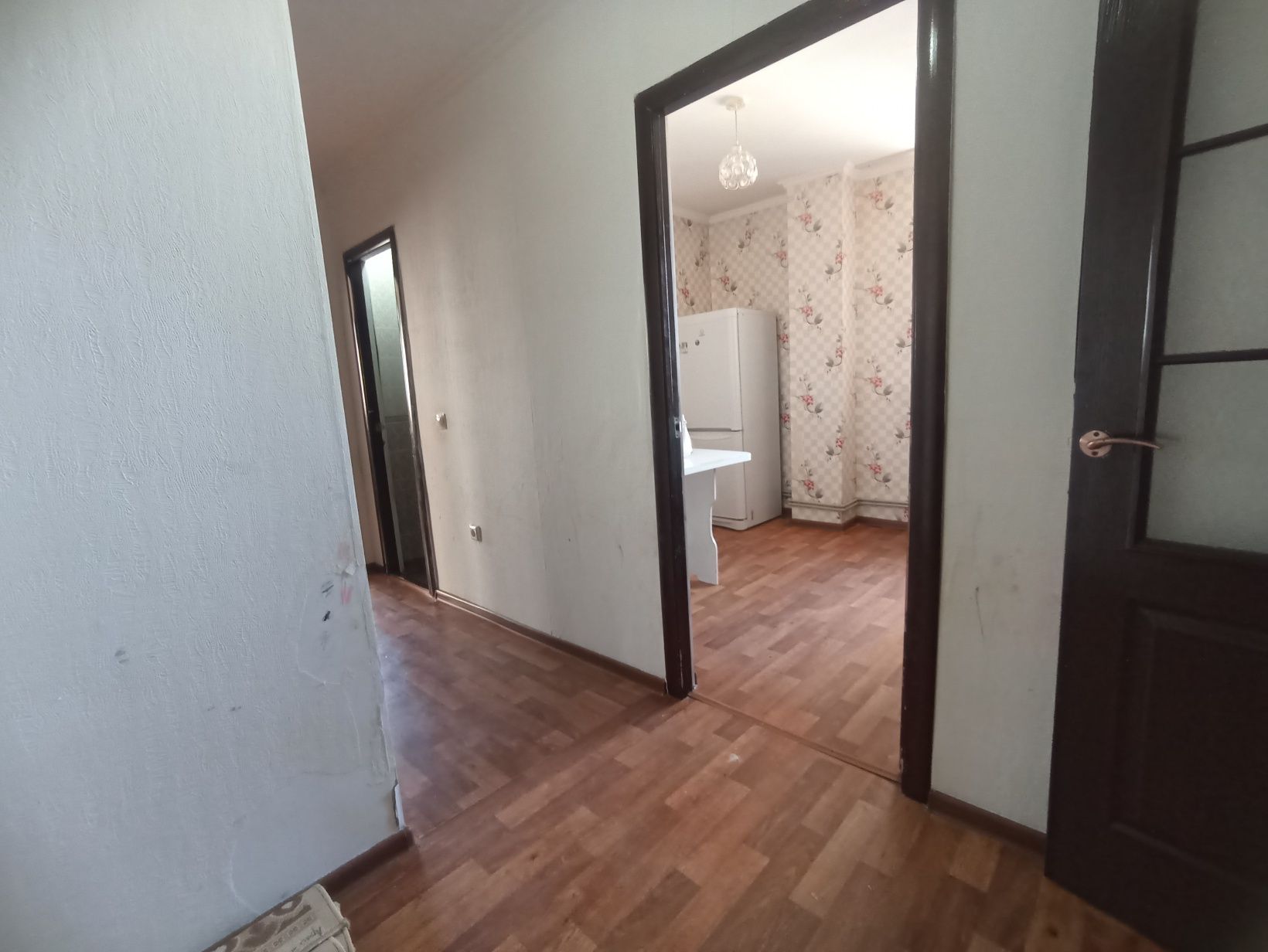 2хкомн кварт, 2 эт, мкр Арай2
