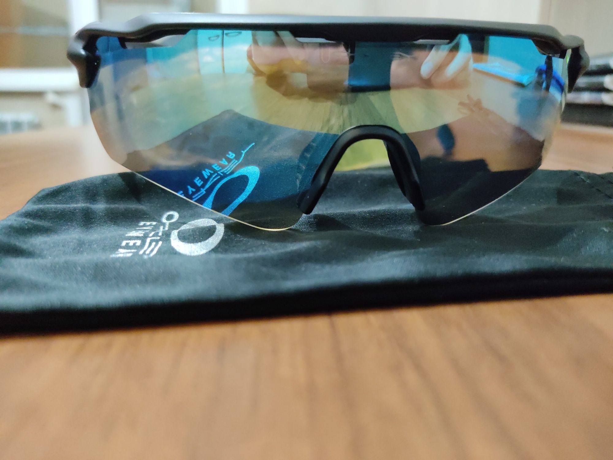 Очки солнцезащитные поляризованные функциональные Oakley Radar EV Path