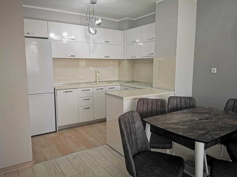 Продава се Тристаен апартамент в София, Малинова долина - 95 кв.м за 2369 €/кв.м - Снимка #6