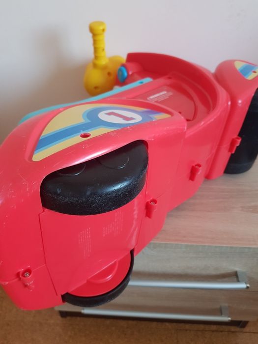 Детска количка за бутане с крачета