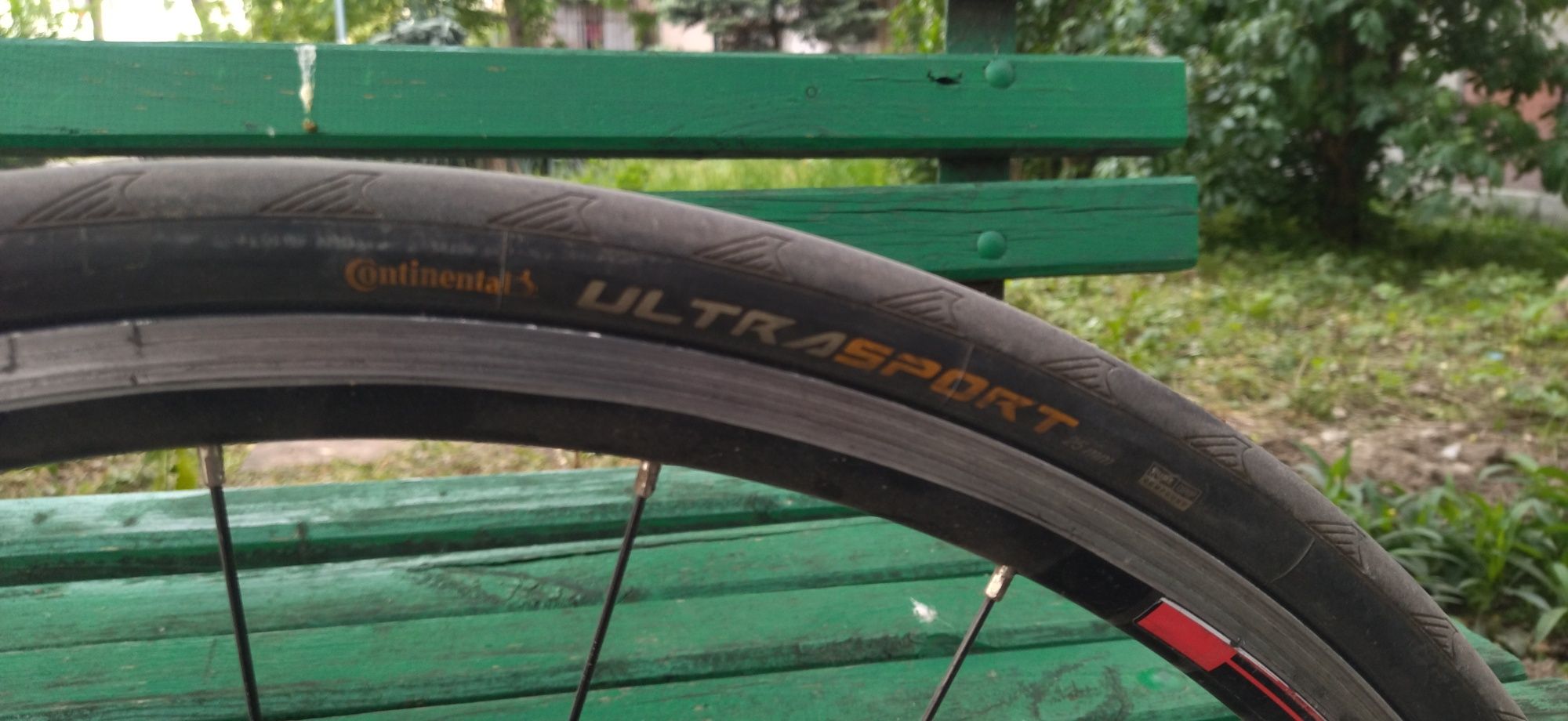 Шосеен велосипед, road bike  Рамката е на specialized