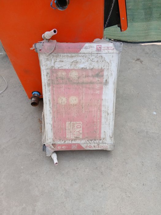 Радиатор отопления б/у