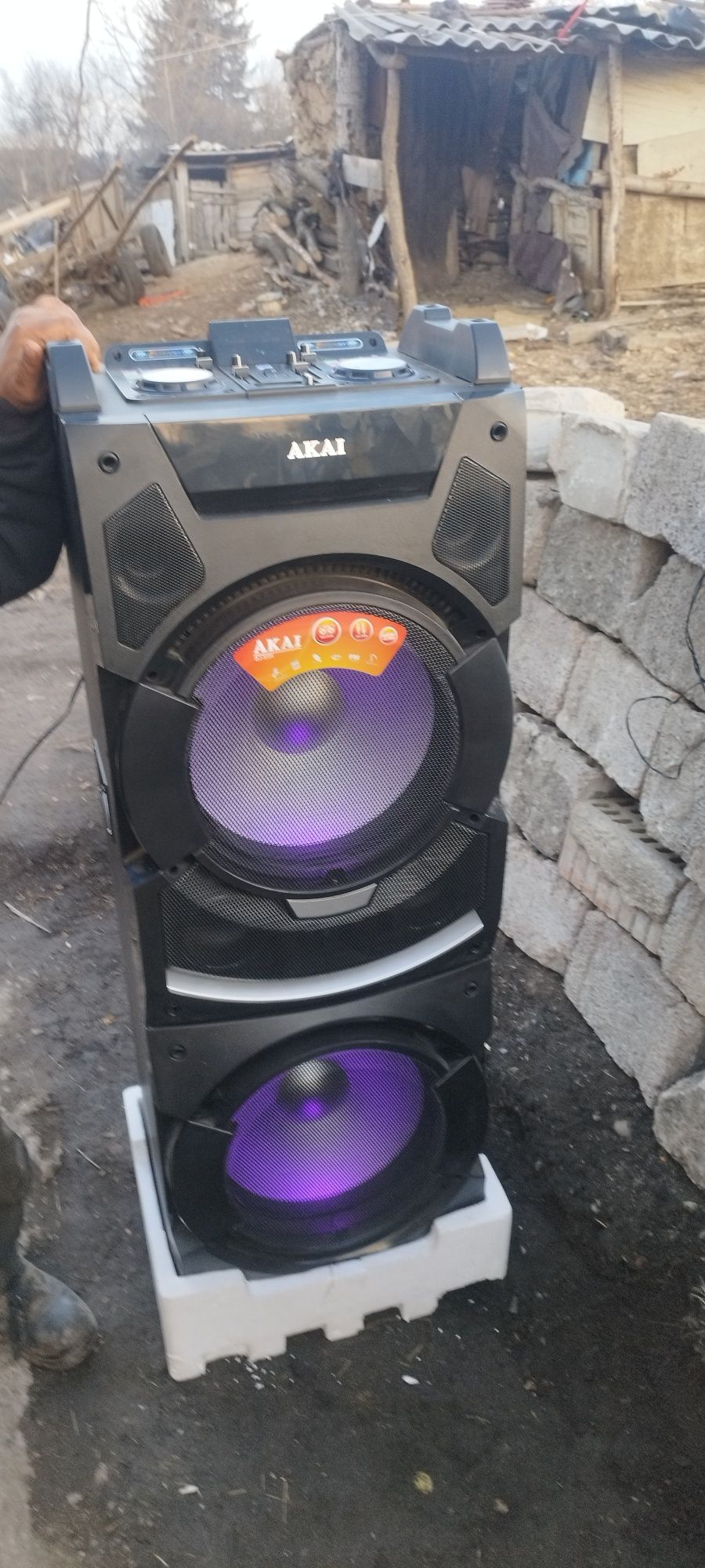 Vând boxă Akai DJ-S5H