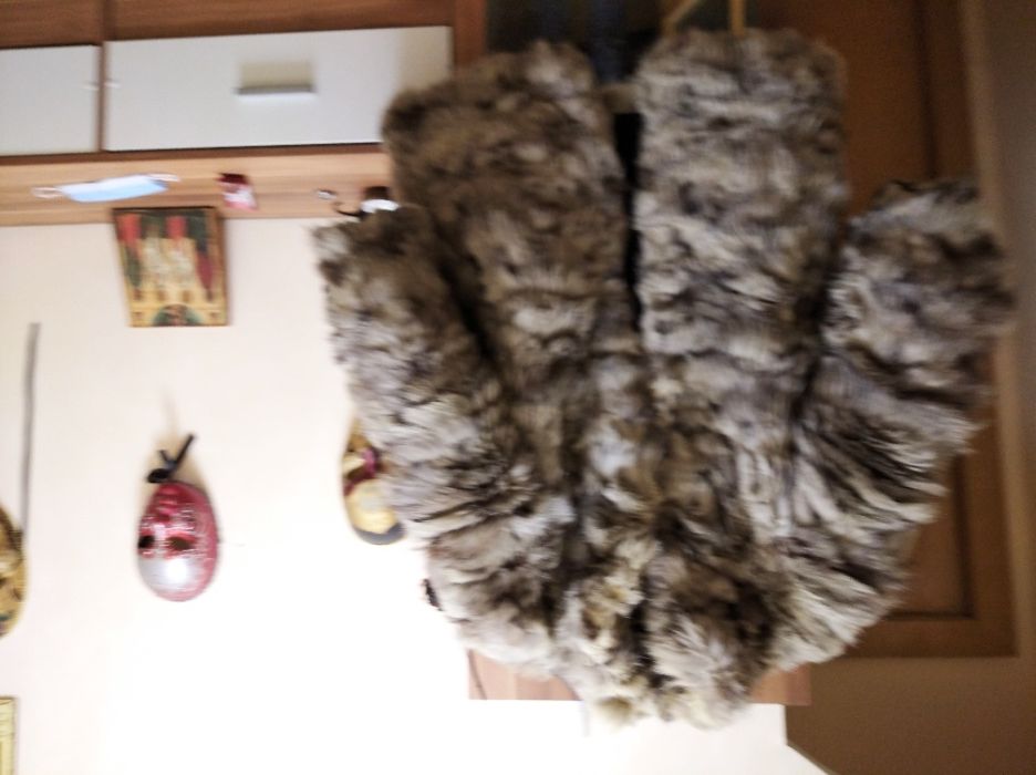 палто от сребърна лисица