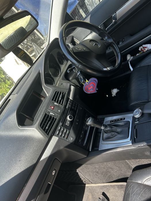 Dezmembrari Mercedes w207
