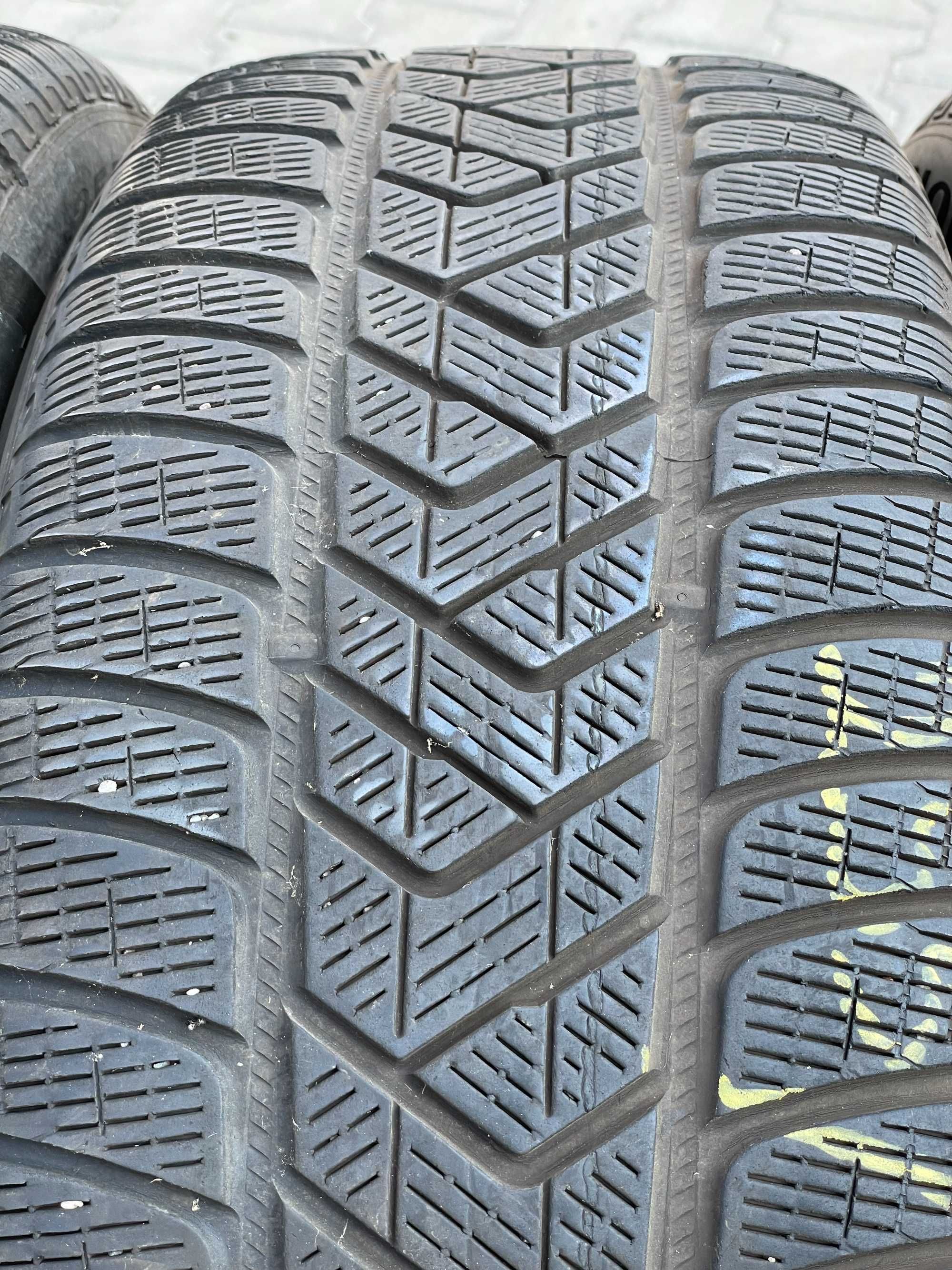 4x 255 50 20 Pirelli Scorpion Winter