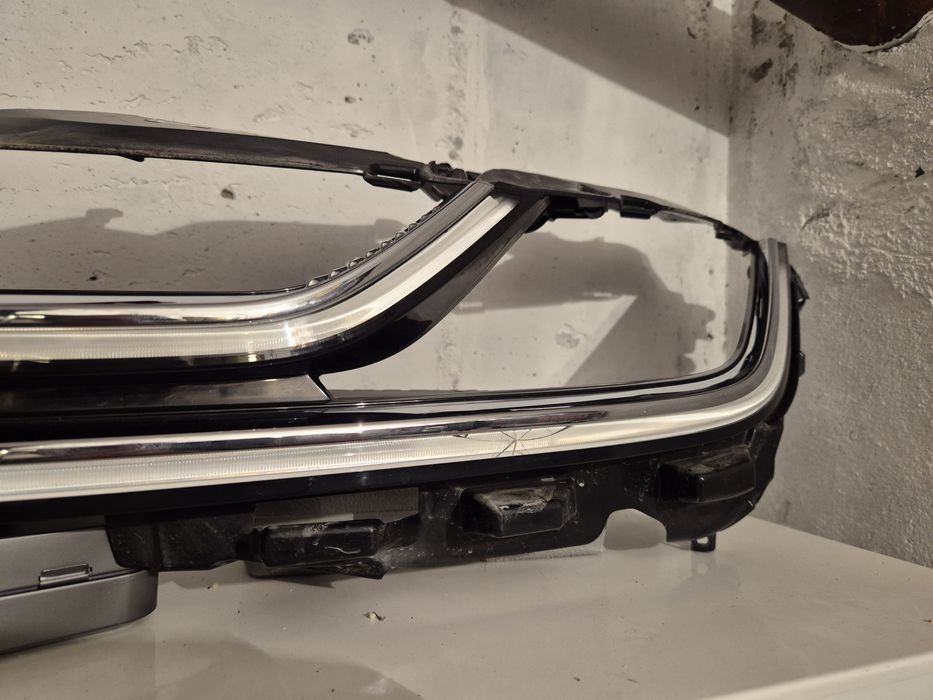 Продавам лед дневна светлина за АРТЕОН 2024