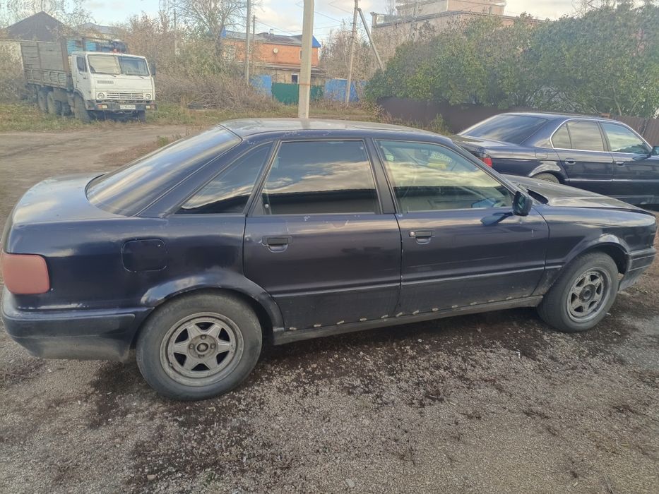Продам срочно АУДИ В 4 993 в