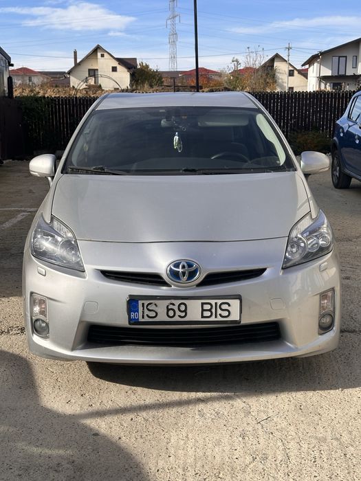 Toyota Prius 1.8 Hybrid – 2010 – 143.000 km!