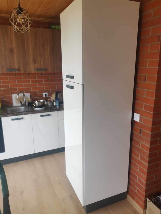 Хладилник Beko с шкаф