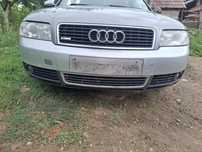 Bară față audi A4 B6 Gri în stare impecabila fără cleme rupte!