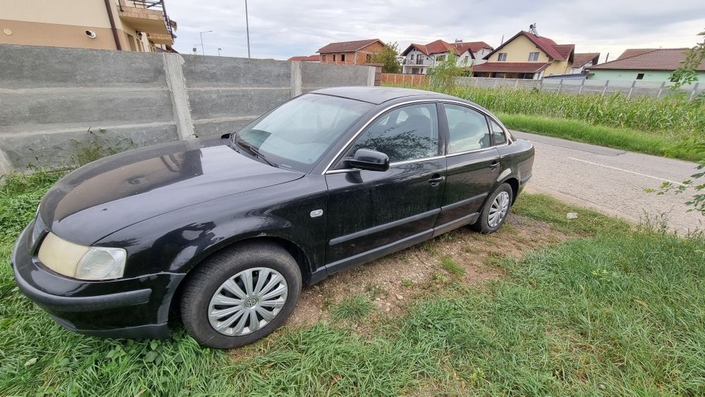 Vând autoturism Volkswagen Passat B5,motor 1.9 TDI,an fabricație 2000.