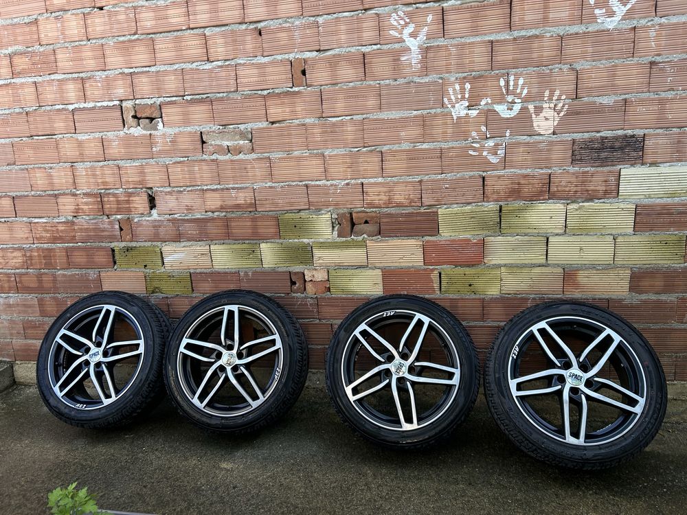 Продавам джанти 17” 5x100 с летни гуми, добро състояние.