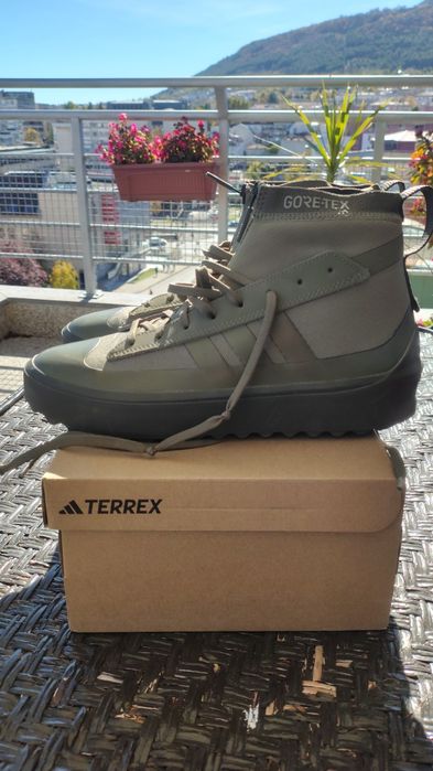 Adidas goretex 42/3 27 см стелка