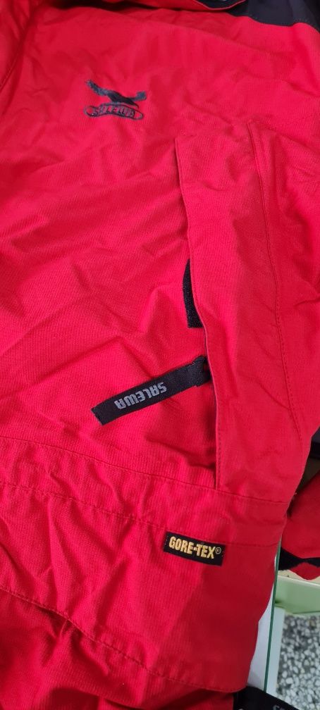 Salewa gore-tex яке размер М / L за туризъм, трекинг