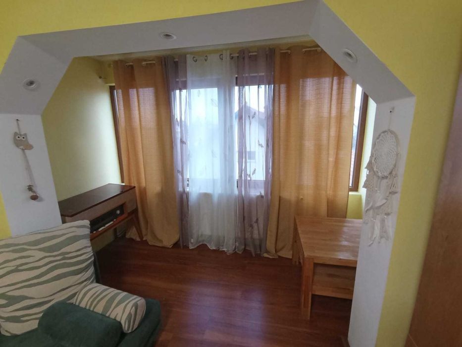 De vanzare apartament