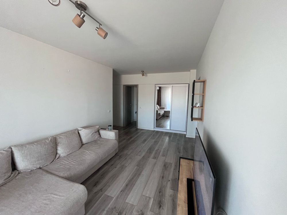 Apartament 2 camere + loc de parcare