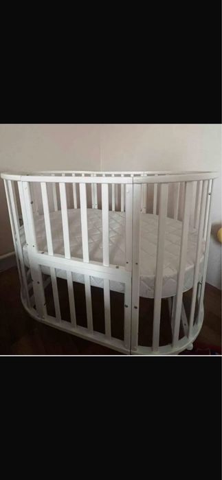 Кроватка детская