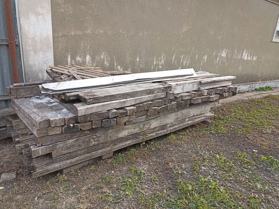 Продается балки дерево.