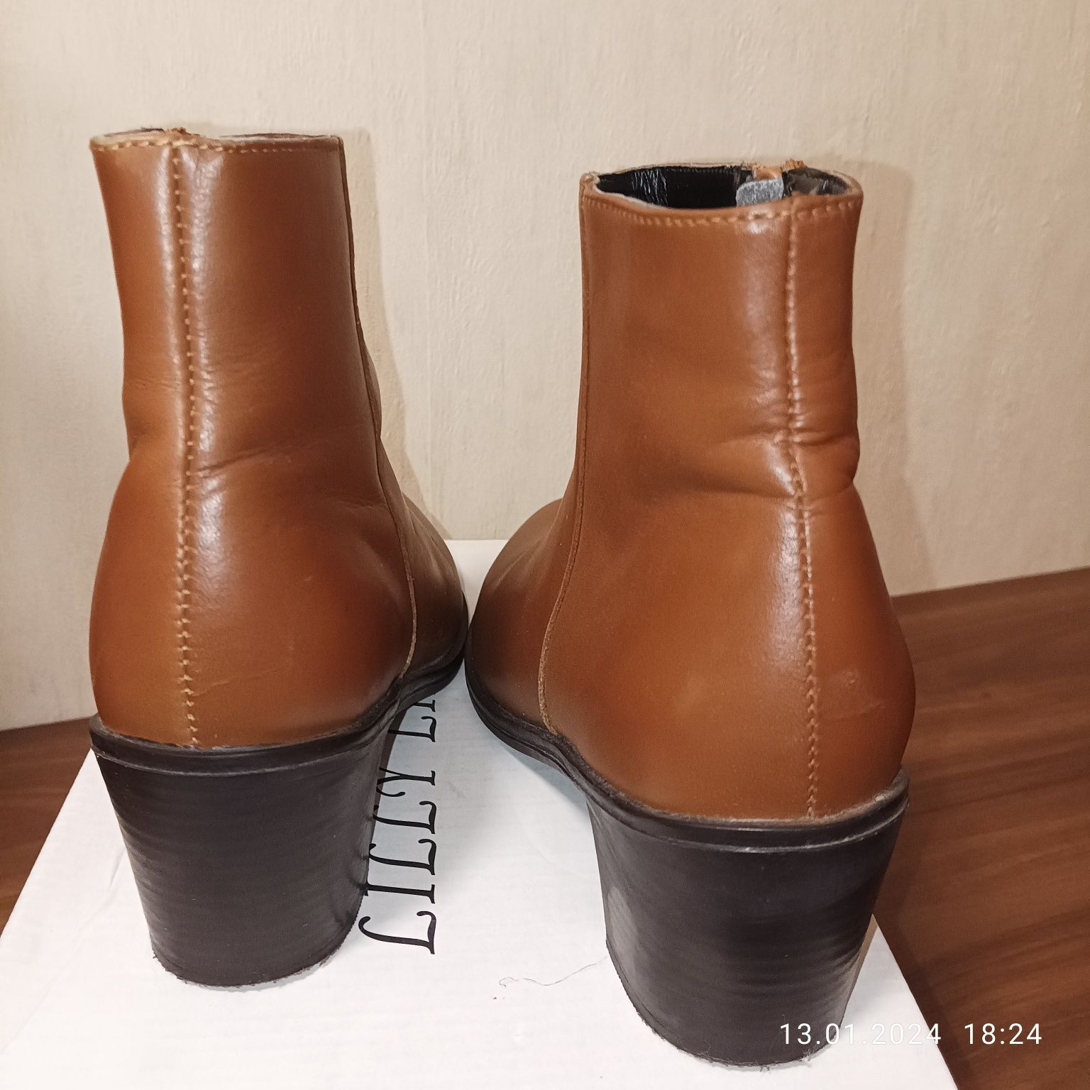 Дамски боти кафяви   n37