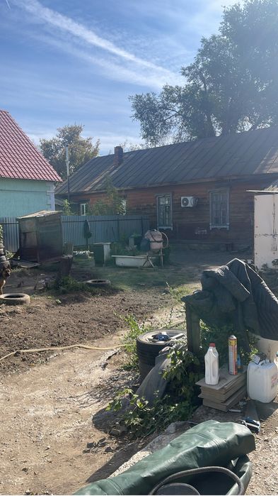 Дом возле жд вогзала