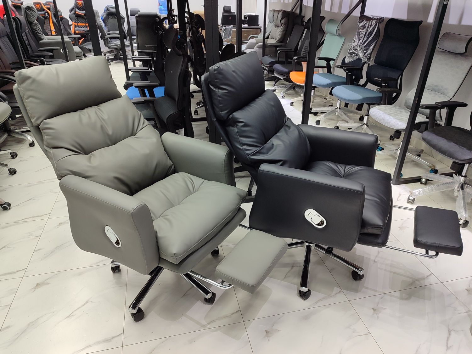 Кресло для руководителя модель Rigg pro max.