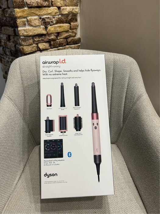 ЧИСТО НОВ ! Dyson airwrap ID rose gold