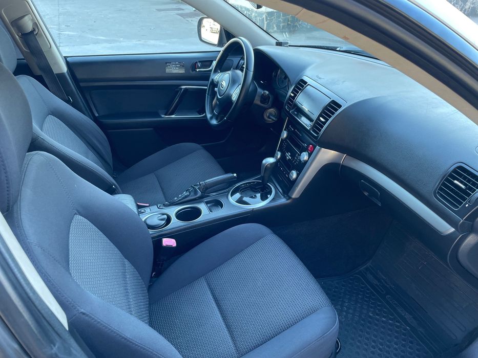 Субару Аутбак 2.5 Автоматик