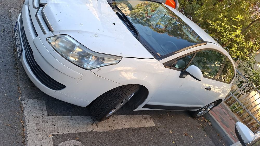Vând Citroen C4 preț bun