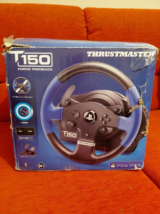 Продавам волан thrustmaster T150