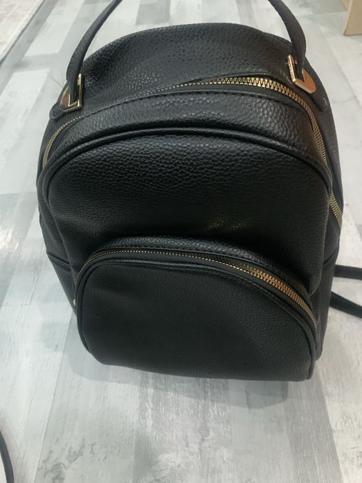 Кожена дамска раница