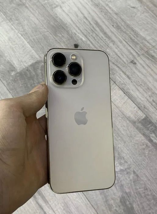 Iphone 13 pro gold