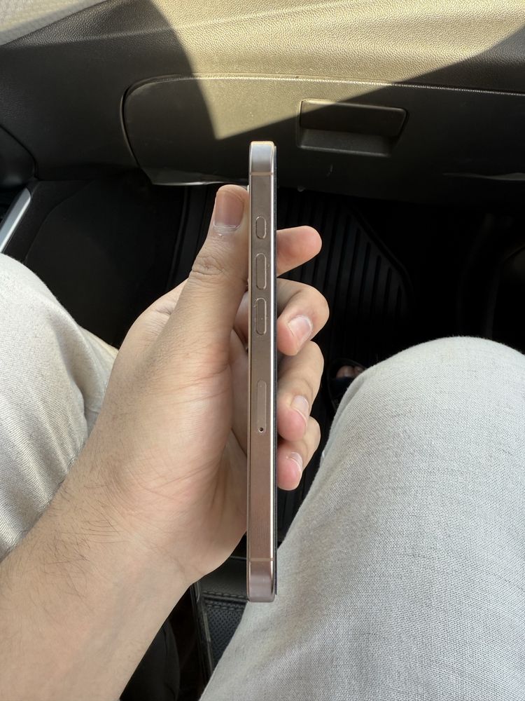 Продается Iphone 16 pro Сотилади