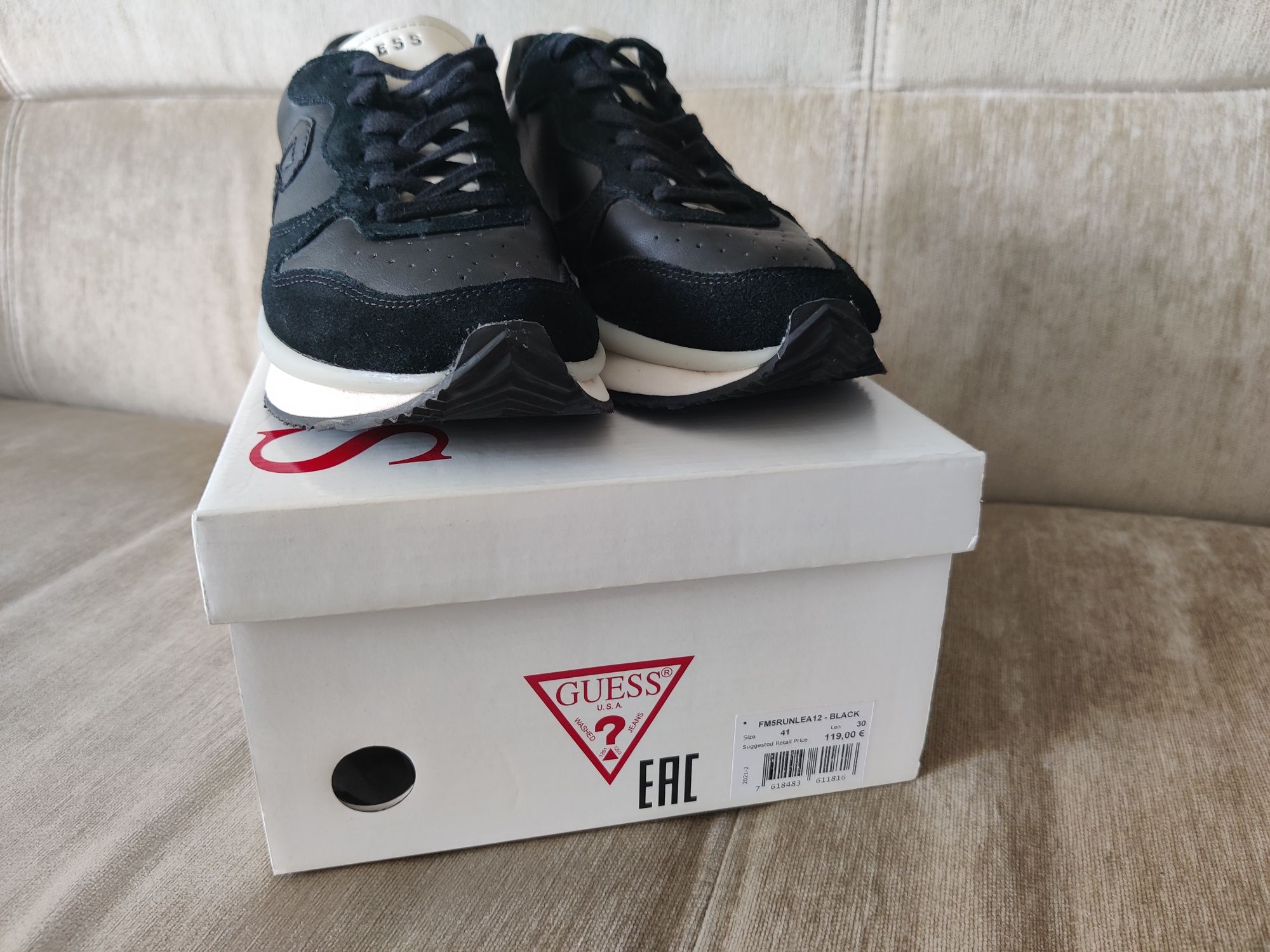 Sneakers Guess bărbați,măr 41, stare foarte bună!