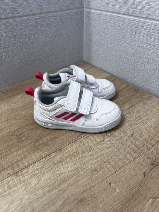 Pantofi sport ADIDAS copii, marimea 23