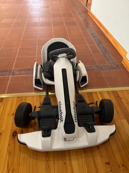 Мини-сигвей Ninebot GoKart Pro очень в хорошем состояние б\у