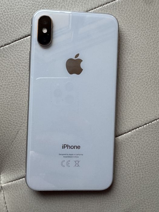 iPhone X 64GB.