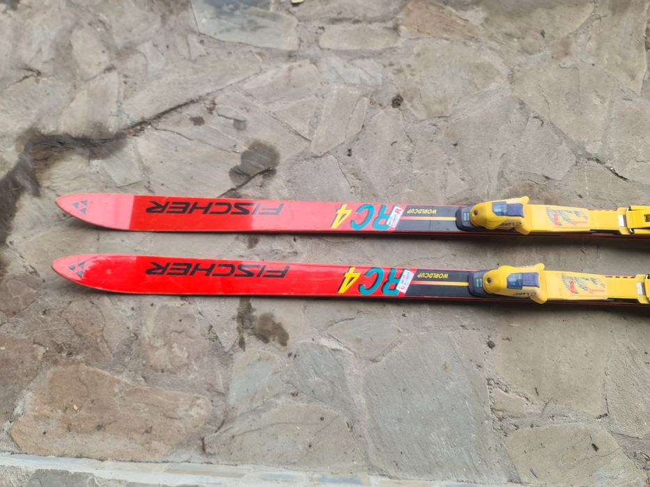 Schiuri Fischer carve 200cm + legături