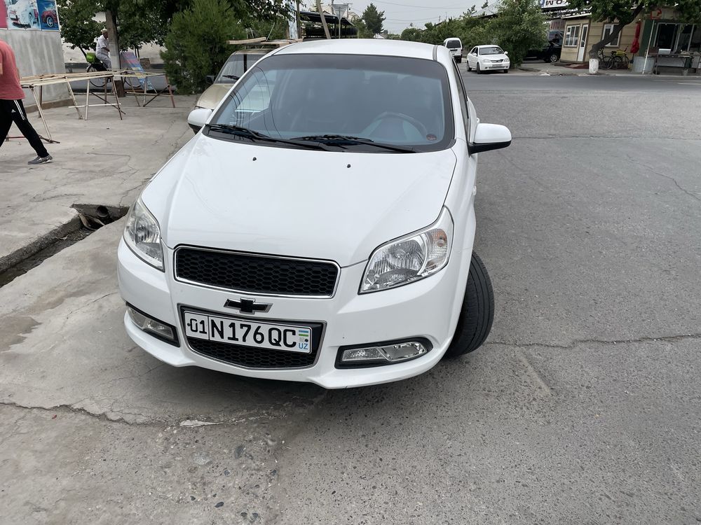 Nexia 3 sotiladi mexanika 2018 varyant yoki naxtka  6300$