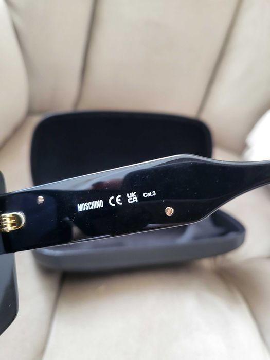 Дамски слънчеви очила Moschino