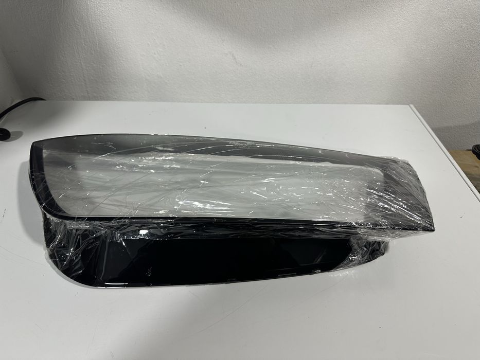 Десен фар Audi Q5 2017 - 2020 FULL LED + стъкло