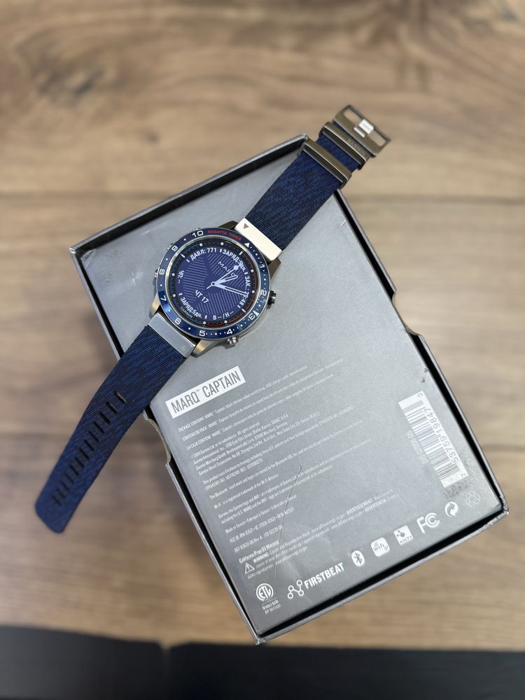 Garmin Marq Captain в идеальном состояний,коробка зарядка имеется