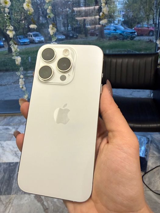 iPhone 15 pro в отлично състояние