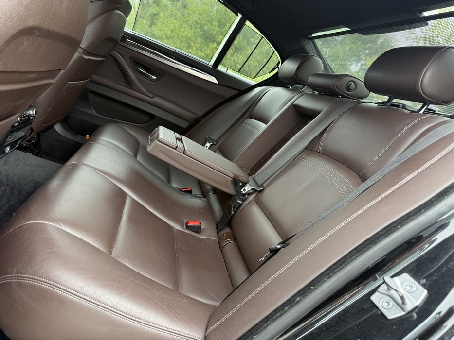 Bmw 530 xd 2014 euro 6 distronic camere 360 ventilatie scaune 7 Rate