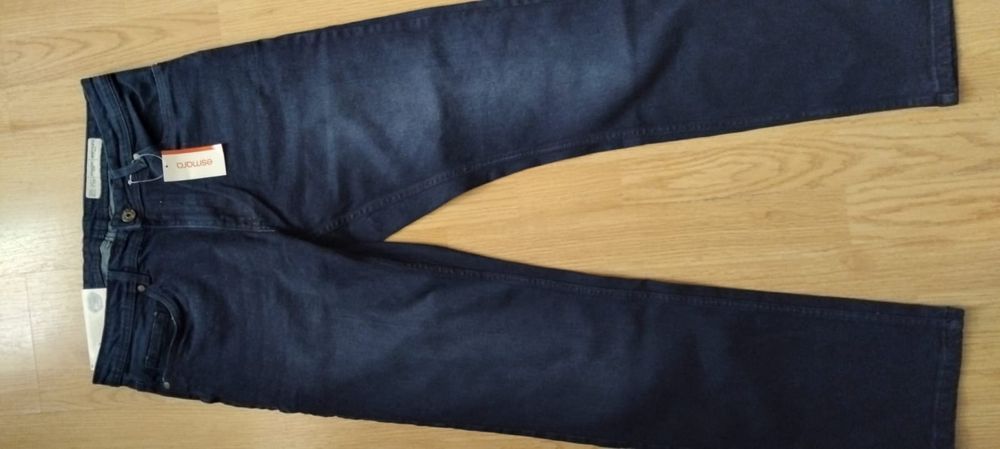 Blugi 50/L/34,noi cu etichetă,bleumarin