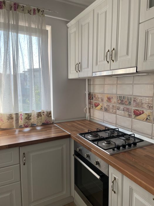 Proprietar,inchiriez Apartament 2 camere decomandate mobilat/utilat
