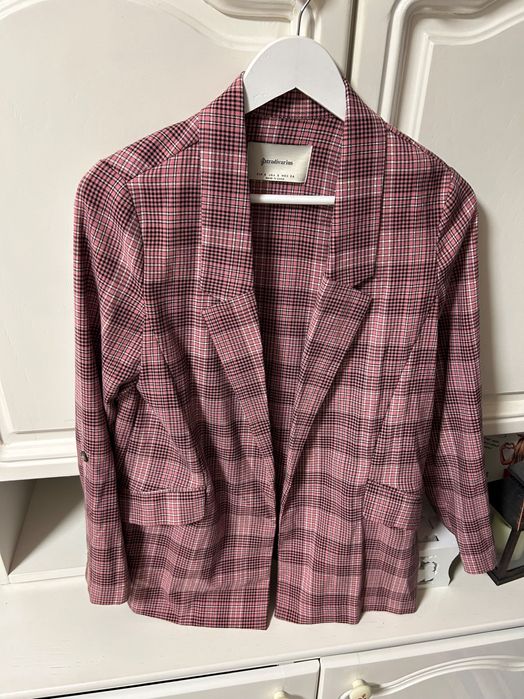 Costum Stradivarius S, nou