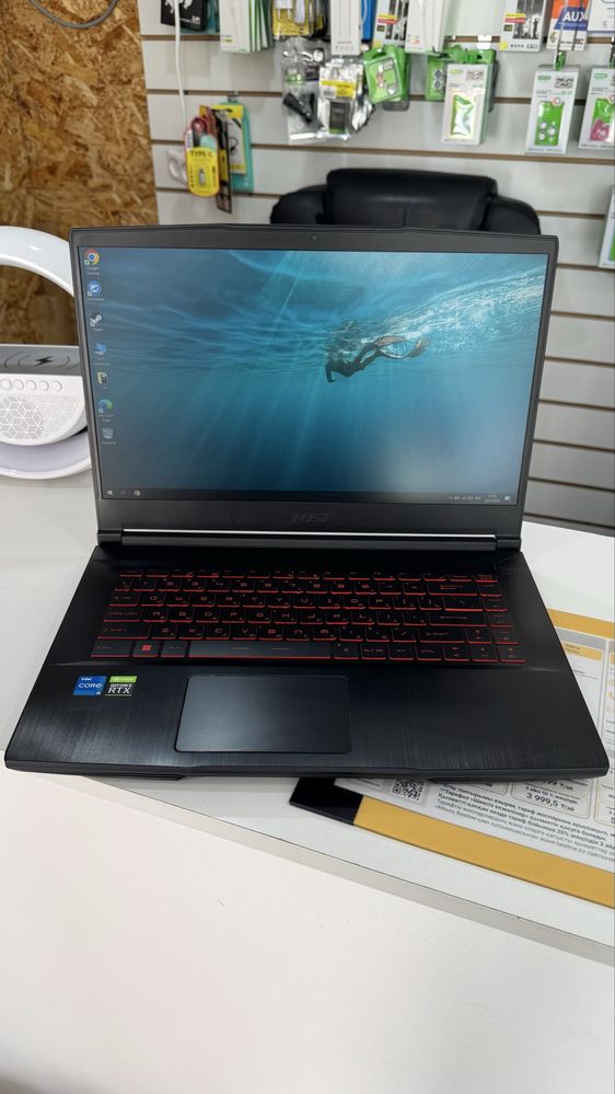 Игравой ноутбук MSI